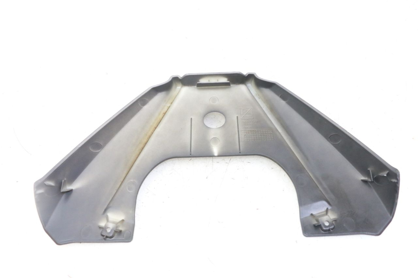 photo de UPPER REAR FAIRING JUNCTION APRILIA SXR 50 (2021 - 2023)