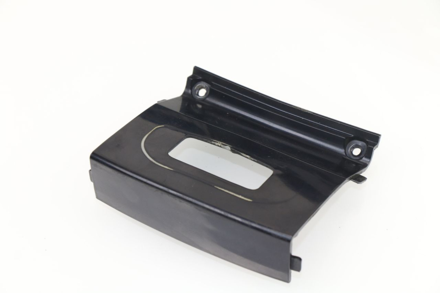 photo de REAR UPPER MIDDLE PANEL SYM JOYRIDE 125 (2002 - 2009)