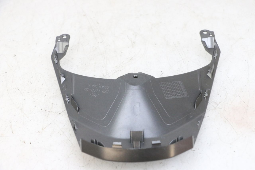 photo de REAR UPPER MIDDLE PANEL YAMAHA TRICITY 300 (2020 - 2024) - Component detail