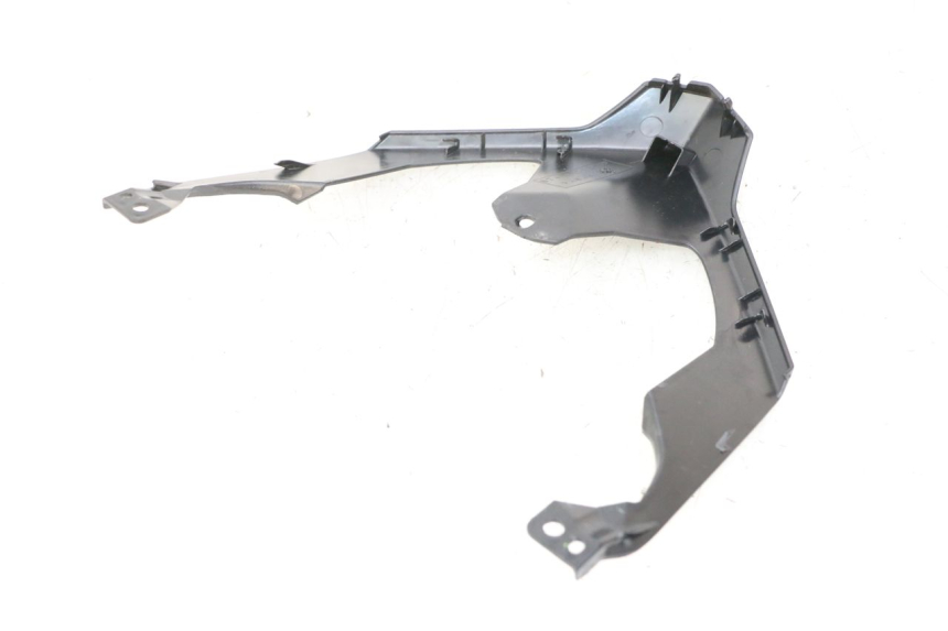 photo de REAR UPPER MIDDLE PANEL YAMAHA XMAX X-MAX 125 (2021 - 2025)