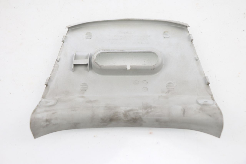 photo de REAR UPPER MIDDLE PANEL KYMCO XCITING 500 (2007 - 2010)