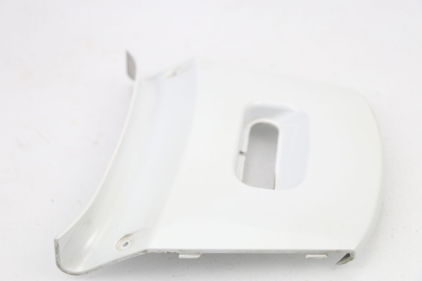photo de REAR UPPER MIDDLE PANEL KYMCO XCITING 500 (2007 - 2010)