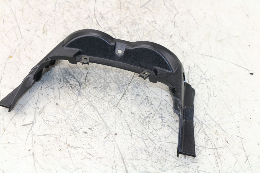 photo de REAR UPPER MIDDLE PANEL YAMAHA BW'S BWS 125 (2010 - 2013)