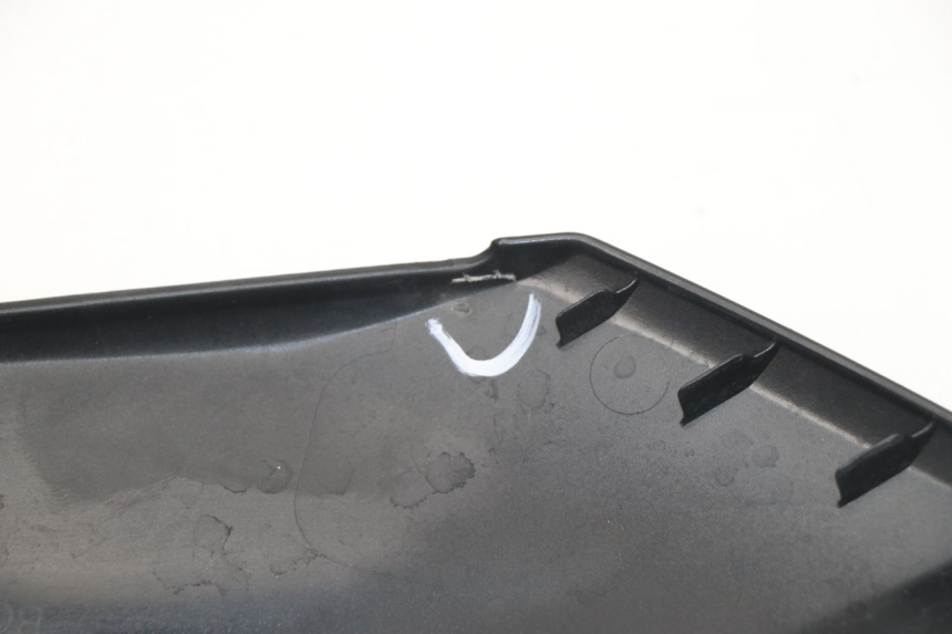 photo de REAR UPPER MIDDLE PANEL YAMAHA YP T-MAX TMAX 530 (2017 - 2020)