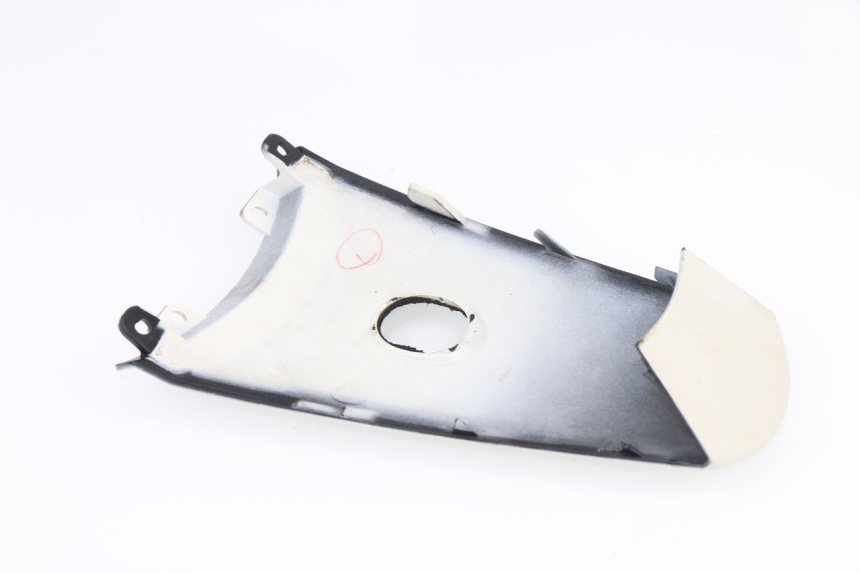 photo de REAR FAIRING JUNCTION SUZUKI SIXTEEN 125 (2008 - 2010)