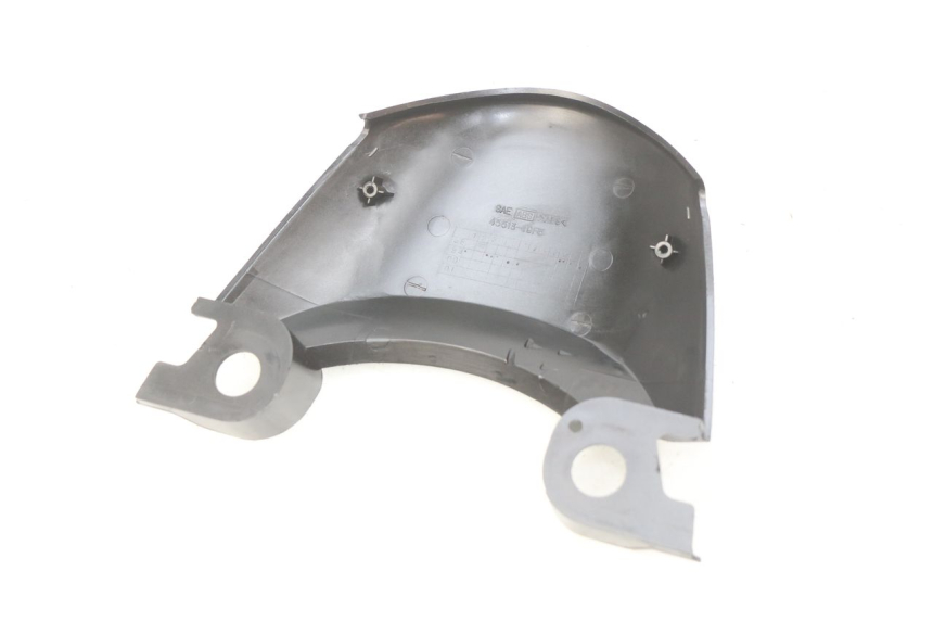 photo de REAR FAIRING JUNCTION SUZUKI SV N 650 (1999 - 2002)