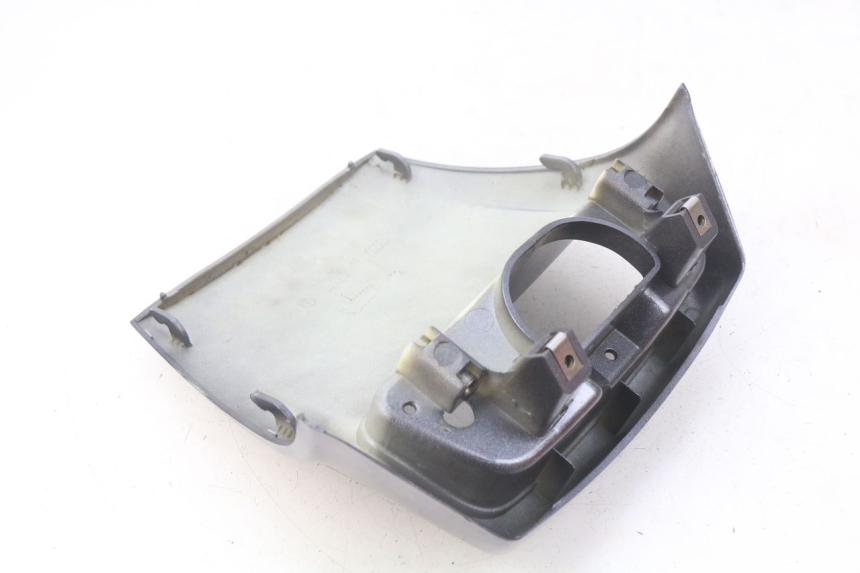 photo de REAR FAIRING JUNCTION PIAGGIO X9 EVOLUTION 125 (2003 - 2007)