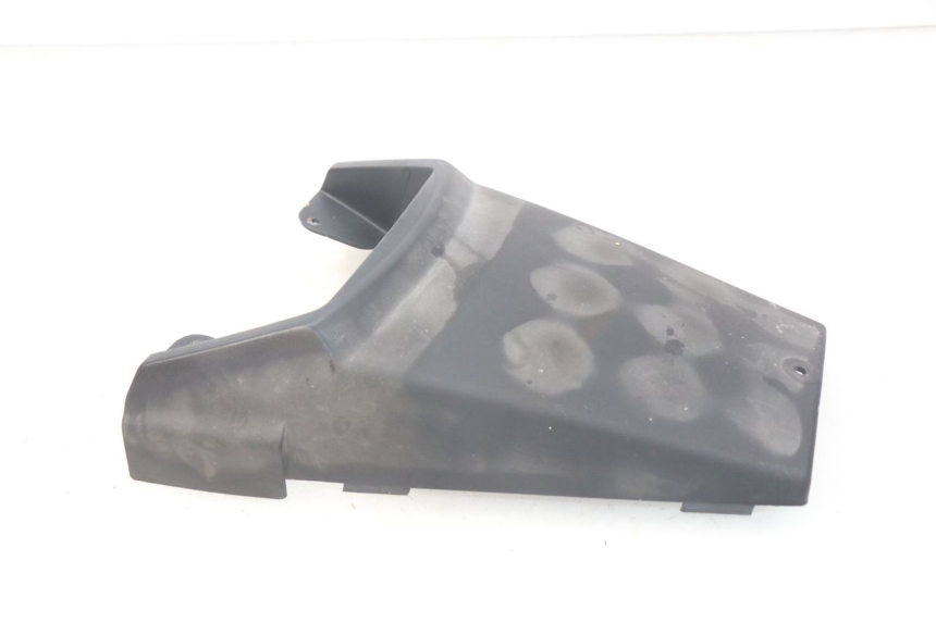photo de REAR FAIRING JUNCTION SUZUKI XF FREEWIND 650 (1997 - 2003)