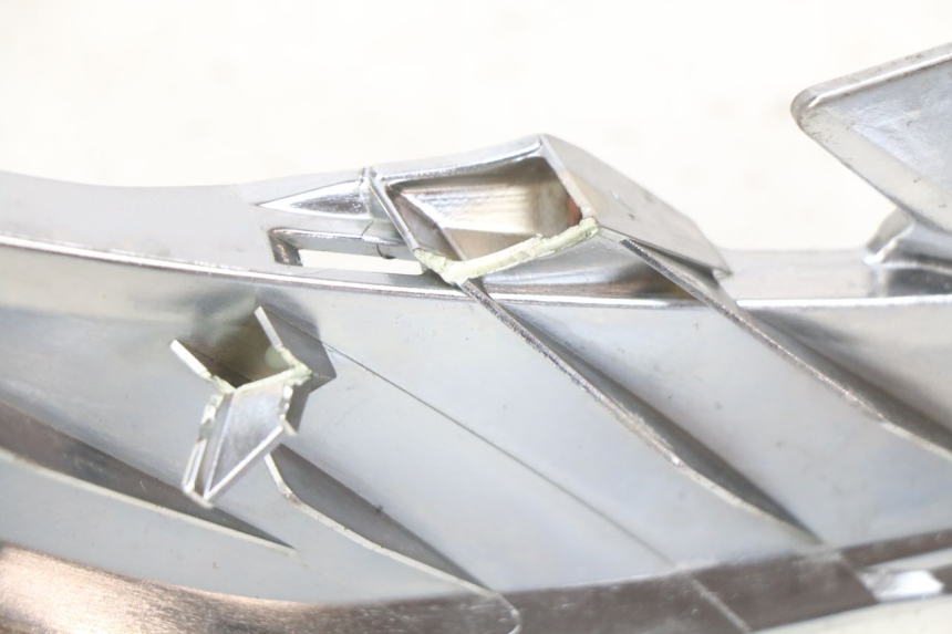 photo de REAR FAIRING JUNCTION YAMAHA D'ELIGHT DELIGHT 115 (2013 - 2017)
