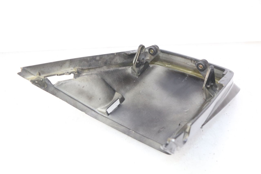 photo de REAR FAIRING JUNCTION YAMAHA FJ 3CX 1200 (1986 - 1996)