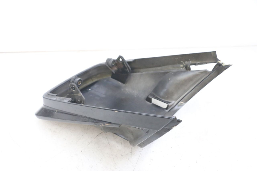 photo de REAR FAIRING JUNCTION YAMAHA FJ 3CX 1200 (1986 - 1996)