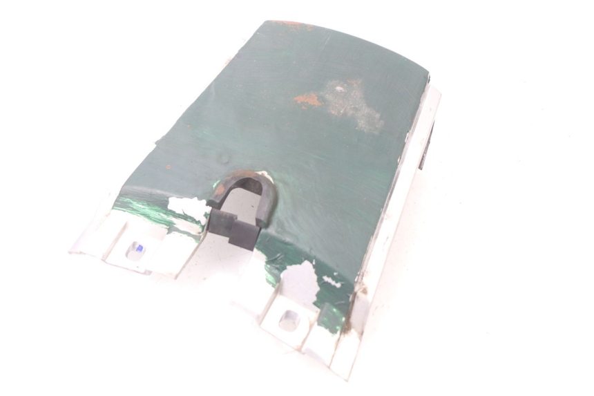 photo de REAR MIDDLE PANEL YAMAHA YBR 125 (2007 - 2009)