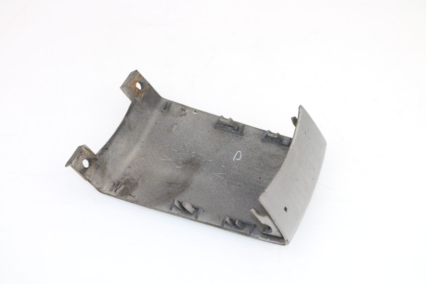 photo de REAR MIDDLE PANEL YAMAHA YZF R THUNDERCAT 600 (1999 - 2003)