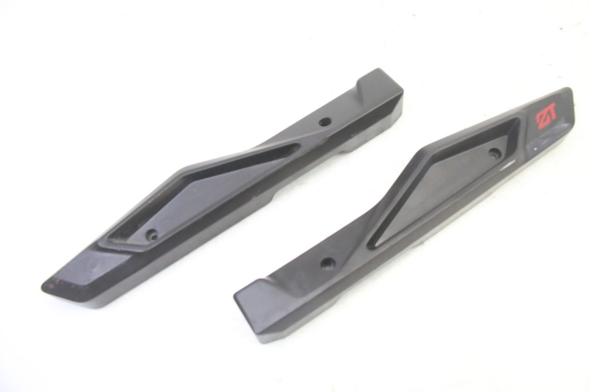 photo de REAR MIDDLE PANEL SEGWAY NINEBOT ZT3 PRO 1