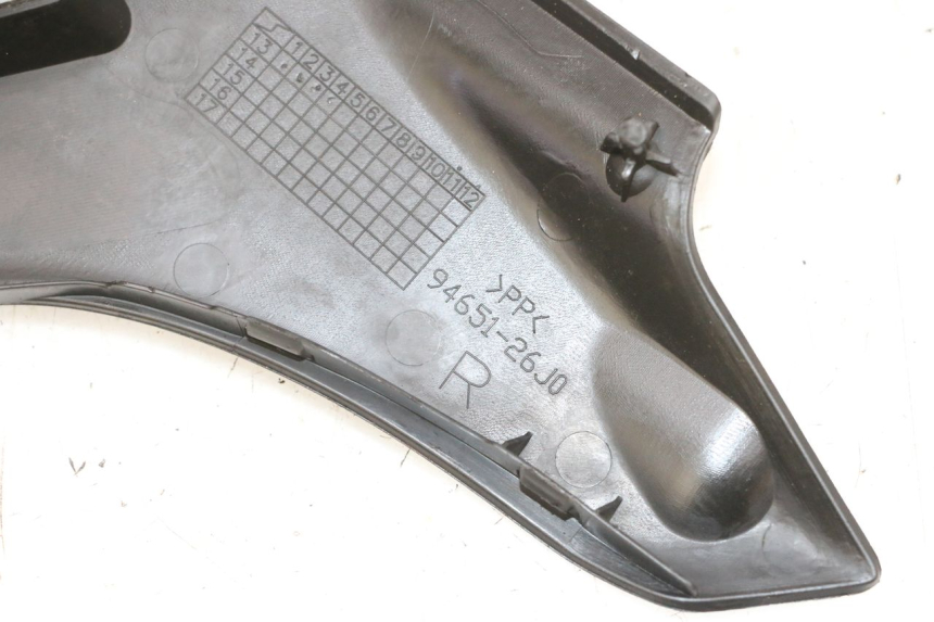 photo de FRONT MIDDLE PANEL SUZUKI BURGMAN 650 (2013 - 2020)