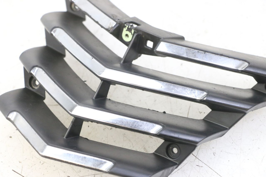 photo de FRONT FAIRING JUNCTION PEUGEOT CITYSTAR 50 (2013 - 2017)