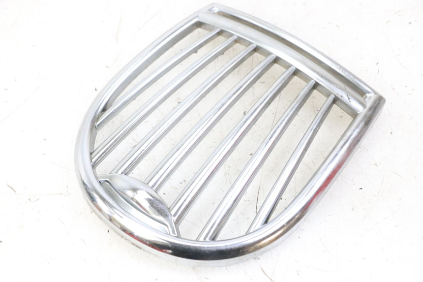 photo de FRONT MIDDLE PANEL DAELIM BESBI 125 (2007 - 2008)