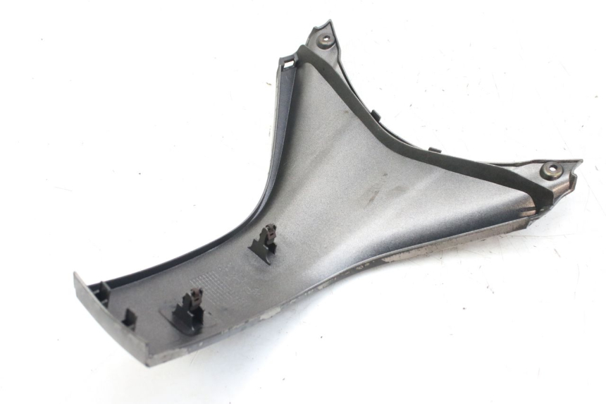 photo de FRONT FAIRING JUNCTION HONDA FES S-WING SWING ABS 125 (2007 - 2015)