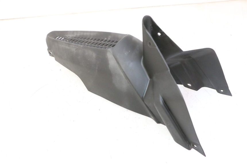 photo de FRONT MIDDLE PANEL QUADRO 4 4D 350 (2015 - 2018)