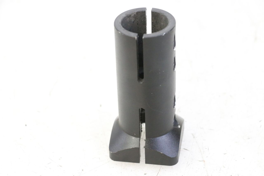 photo de FRONT LOWER FAIRING JOINING PIECE DUALTRON AMINIA 1