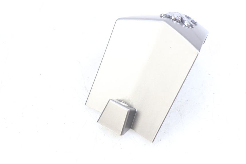 photo de LOWER FRONT FAIRING JUNCTION PEUGEOT CITYSTAR AIR 125 (2014 - 2017)