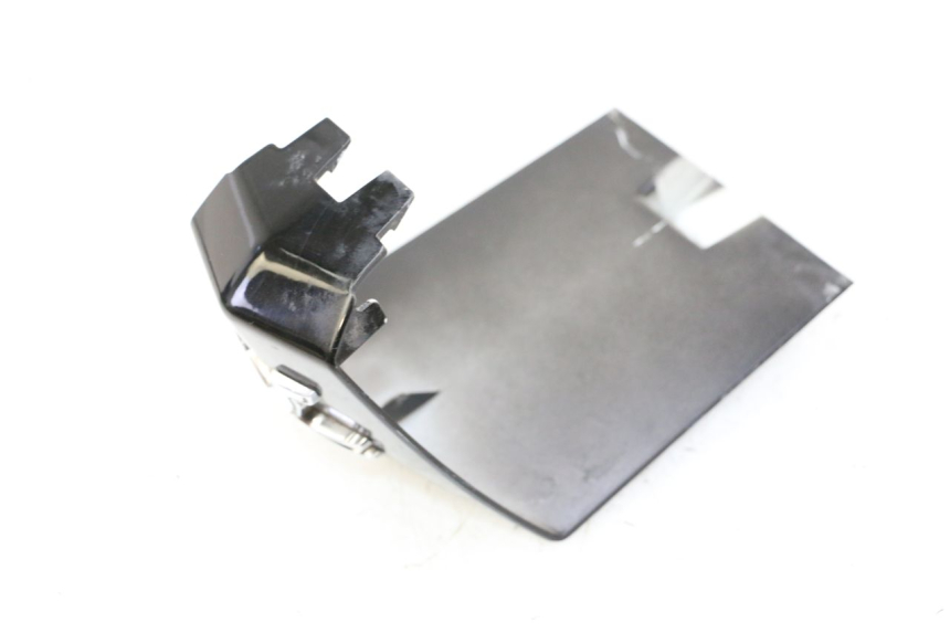 photo de LOWER FRONT FAIRING JUNCTION PEUGEOT CITYSTAR 50 (2013 - 2017)