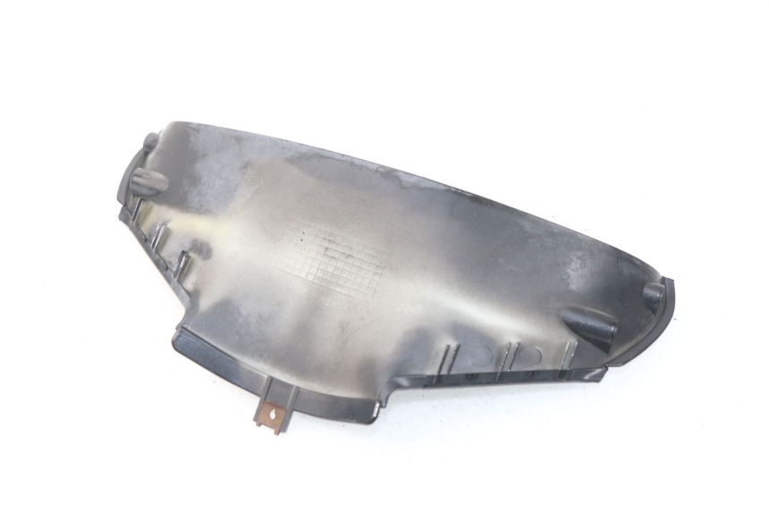 photo de FRONT MIDDLE PANEL HYOSUNG COMET GTR 125 (2007 - 2014)