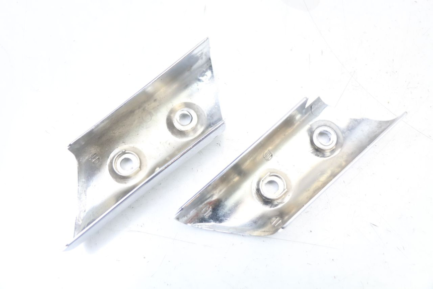 photo de FRONT MIDDLE PANEL JM MOTORS VX 125 (2022 - 2025)