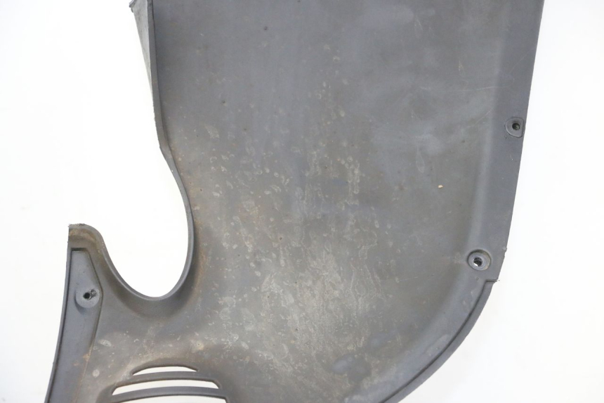 photo de LOWER FRONT FAIRING JUNCTION PIAGGIO MP3 LT 300 (2010 - 2016)