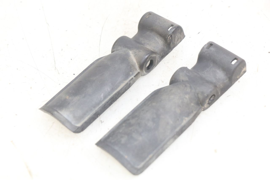 photo de LOWER FRONT FAIRING JUNCTION PEUGEOT TREKKER 50 (1998 - 2004)