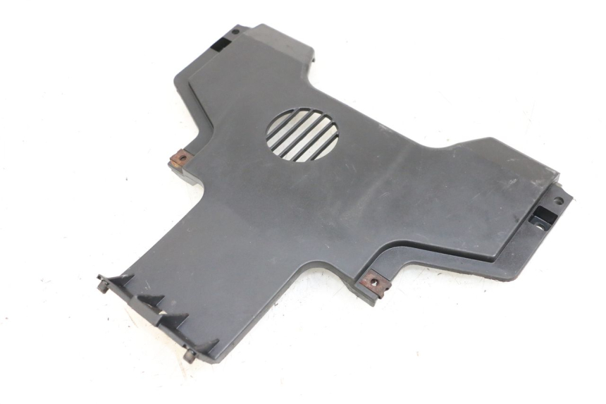 photo de FRONT MIDDLE PANEL PIAGGIO MP3 500 (2011 - 2015)