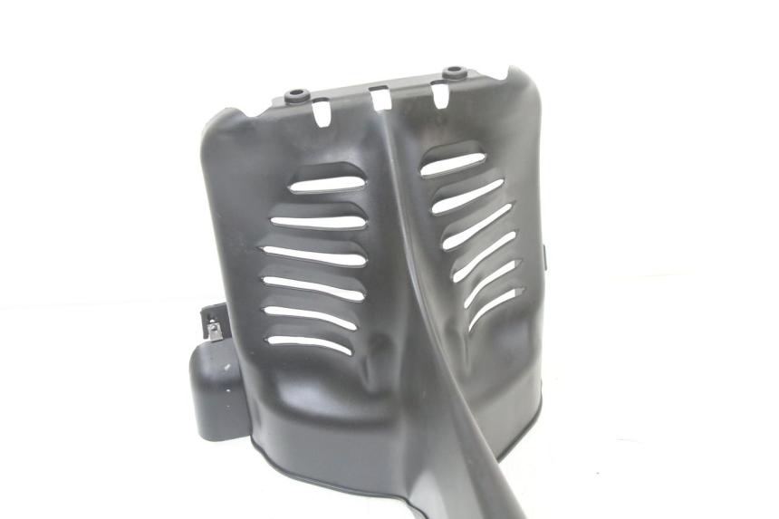 photo de FRONT MIDDLE PANEL PIAGGIO MP3 500 (2014 - 2016)
