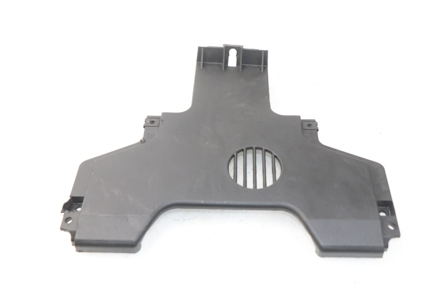 photo de FRONT MIDDLE PANEL PIAGGIO MP3 HPE 500 (2019 - 2022)