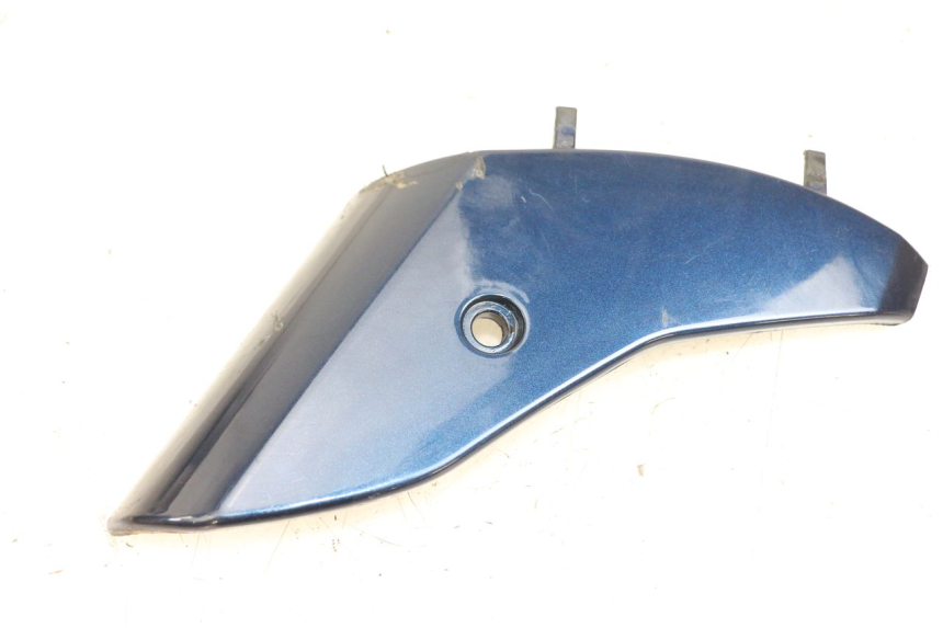 photo de LOWER FRONT FAIRING JUNCTION PIAGGIO VESPA LX 125 (2005 - 2010)