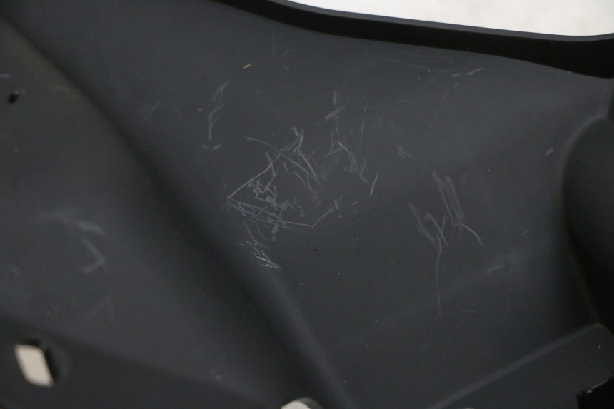 photo de FRONT MIDDLE PANEL BMW R GS 1250 (2021 - 2024) - Checked used part