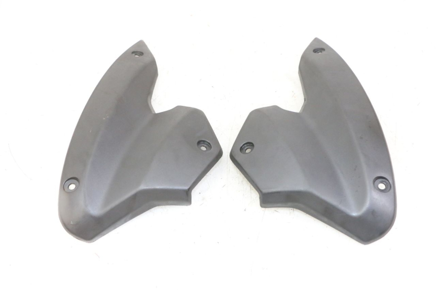 photo de FRONT MIDDLE PANEL PEUGEOT STREETZONE I 2T 50 (2018 - 2020)