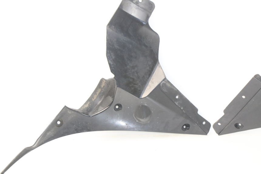 photo de LOWER FRONT FAIRING JUNCTION YAMAHA FJR ABS 1300 (2006 - 2012)