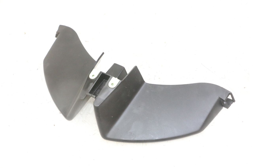 photo de FRONT MIDDLE PANEL PEUGEOT JET FORCE CARBU 50 (2003 - 2016)