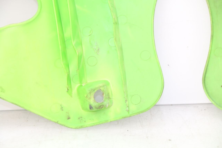 photo de FRONT FAIRING JUNCTION KAWASAKI KX 250 (1994 - 1998)
