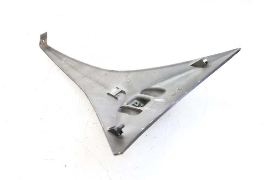 photo de FRONT MIDDLE PANEL KYMCO DINK STREET 125 (2009 - 2014)