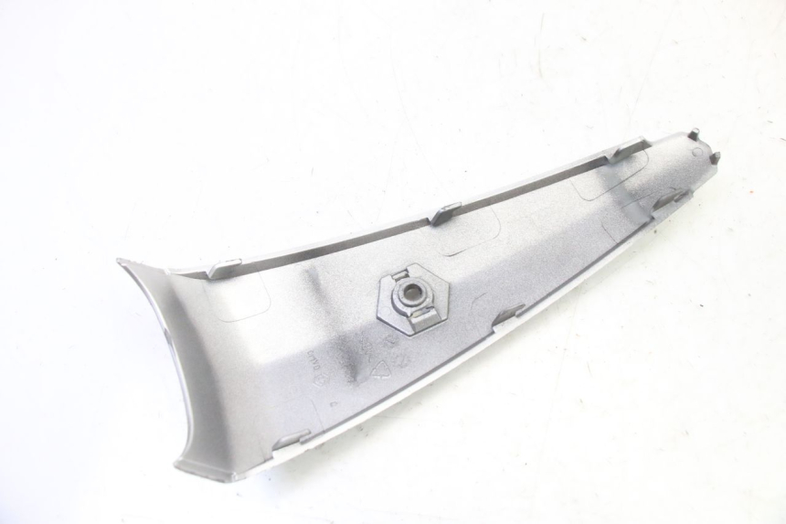 photo de FRONT MIDDLE PANEL PIAGGIO LIBERTY 4T 50 (2009 - 2015)
