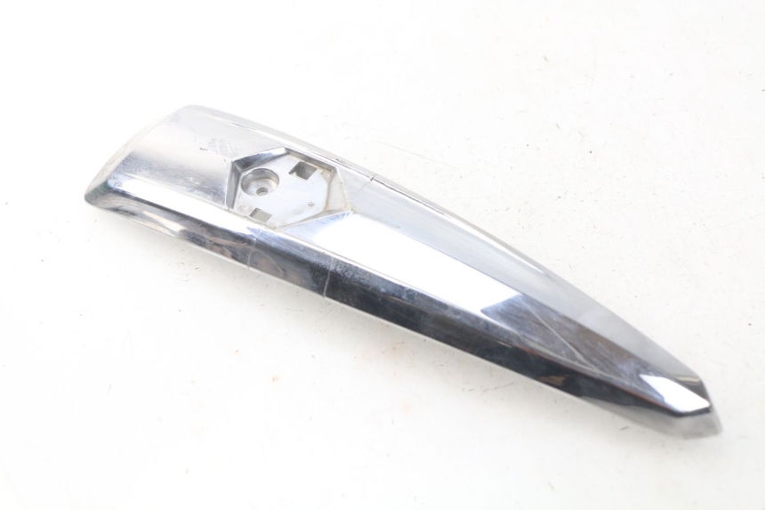 photo de FRONT FAIRING JUNCTION PIAGGIO LIBERTY IGET 4T 50 (2015 - 2020)