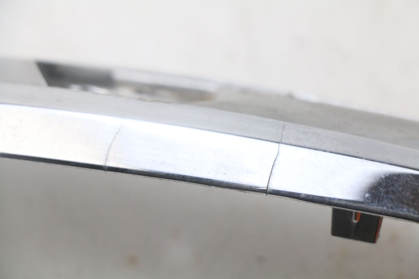 photo de FRONT FAIRING JUNCTION PIAGGIO LIBERTY IGET 4T 50 (2015 - 2020)