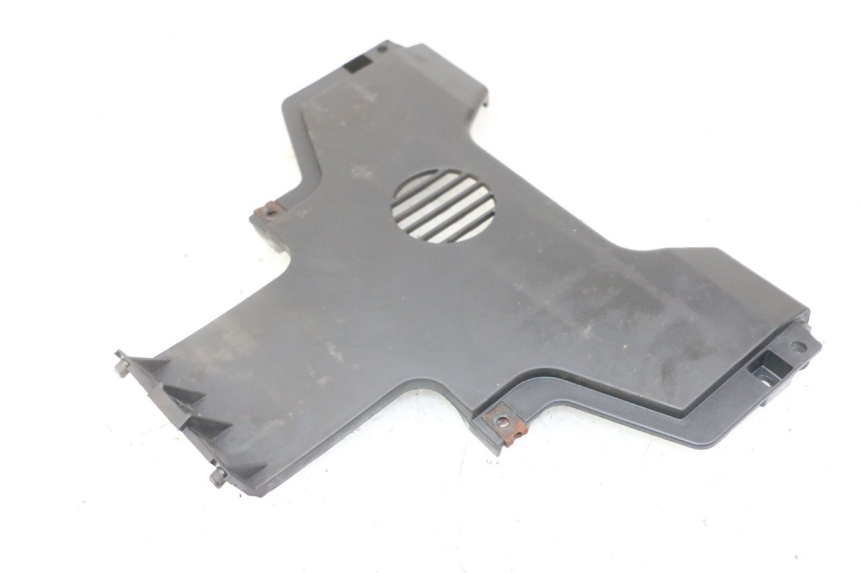photo de FRONT MIDDLE PANEL PIAGGIO MP3 500 (2011 - 2015)