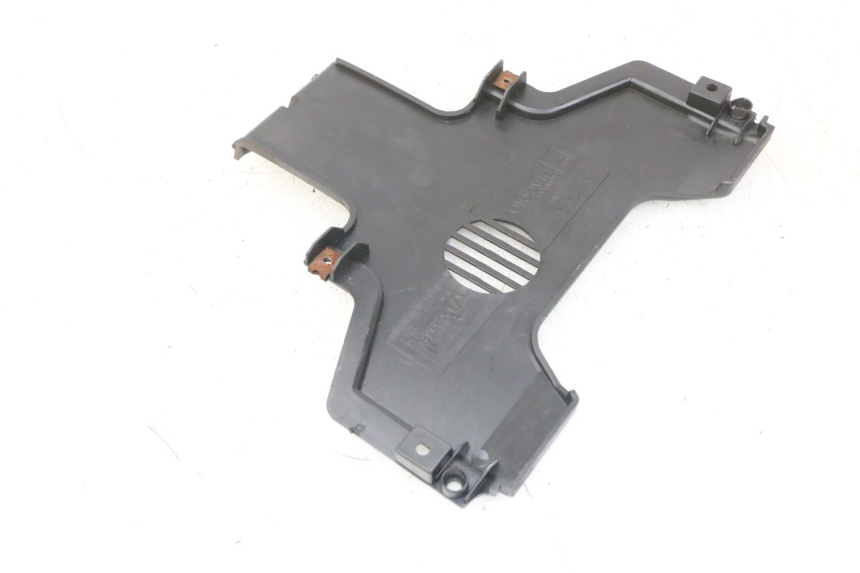 photo de FRONT MIDDLE PANEL PIAGGIO MP3 500 (2011 - 2015)