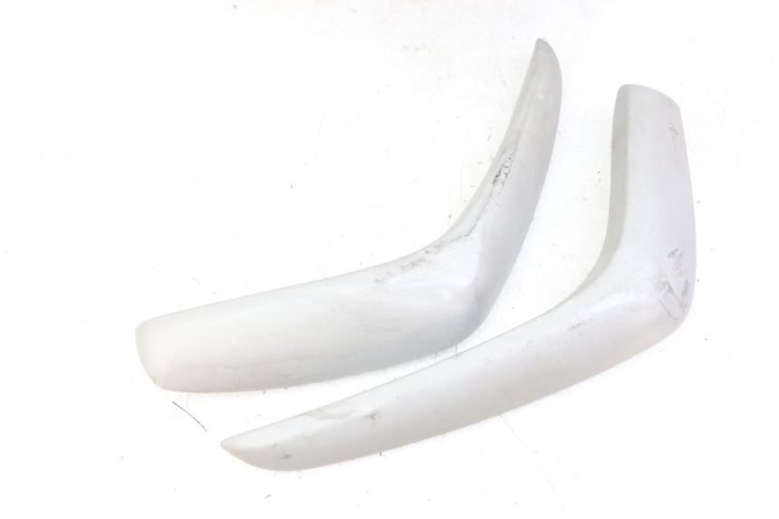 photo de FRONT FAIRING JUNCTION PIAGGIO FLY 2T 50 (2004 - 2017)