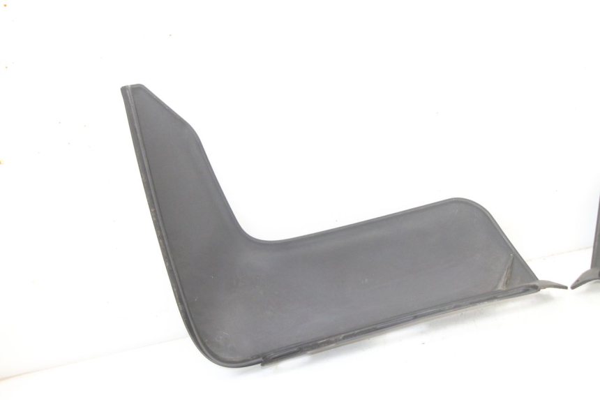 photo de FRONT MIDDLE PANEL PEUGEOT SATELIS 125 (2013 - 2018)