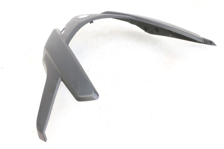 photo de FRONT FAIRING JOINING PIECE SUZUKI BURGMAN 650 (2013 - 2020)