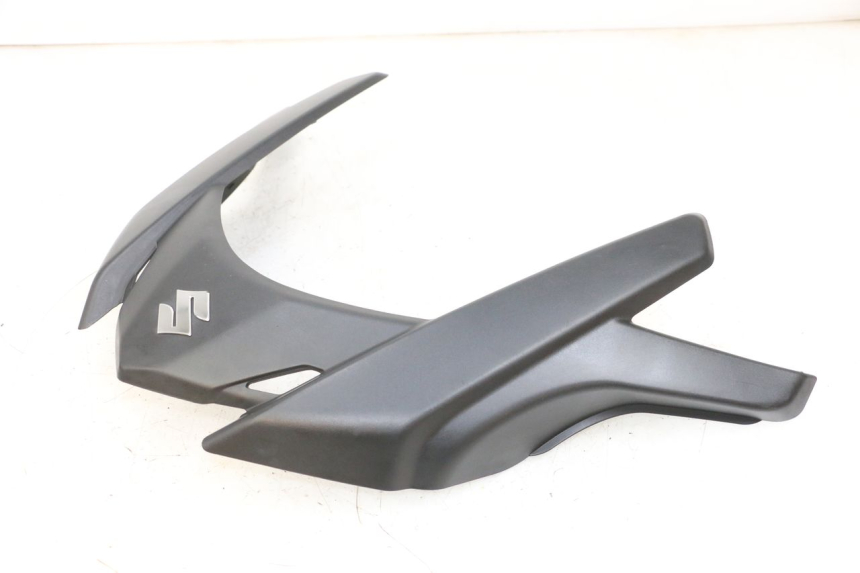 photo de FRONT FAIRING JOINING PIECE SUZUKI BURGMAN 650 (2013 - 2020)