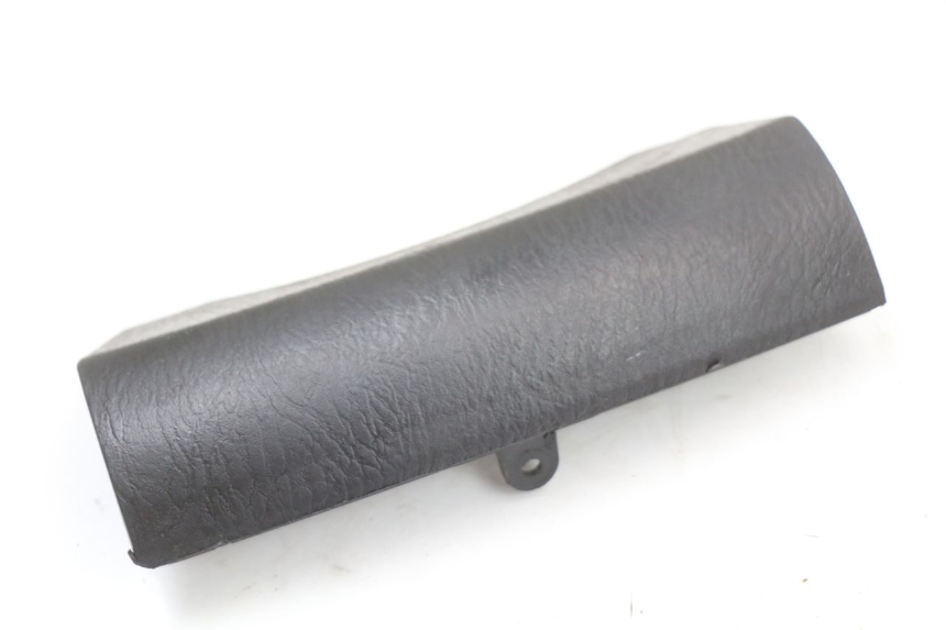 photo de FRONT MIDDLE PANEL  HONDA FES S-WING SWING ABS 125 (2007 - 2015)